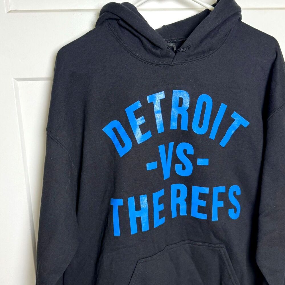 Detroit Lions vs The Refs Hoodie Mens Large Black Blue NFL Football Sweatshirt